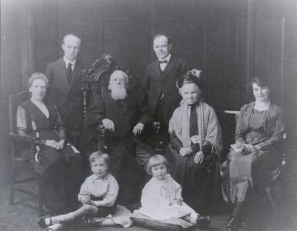 Deakin family 1919